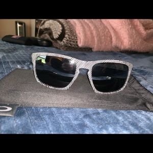 Oakley Sliver fingerprint collection